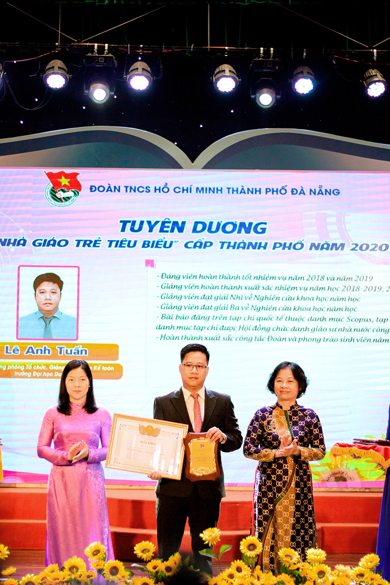 ĐH Duy Tân tăng hơn 100 hạng, vào Top 351-400 trường đại học tốt nhất châu Á ảnh 3