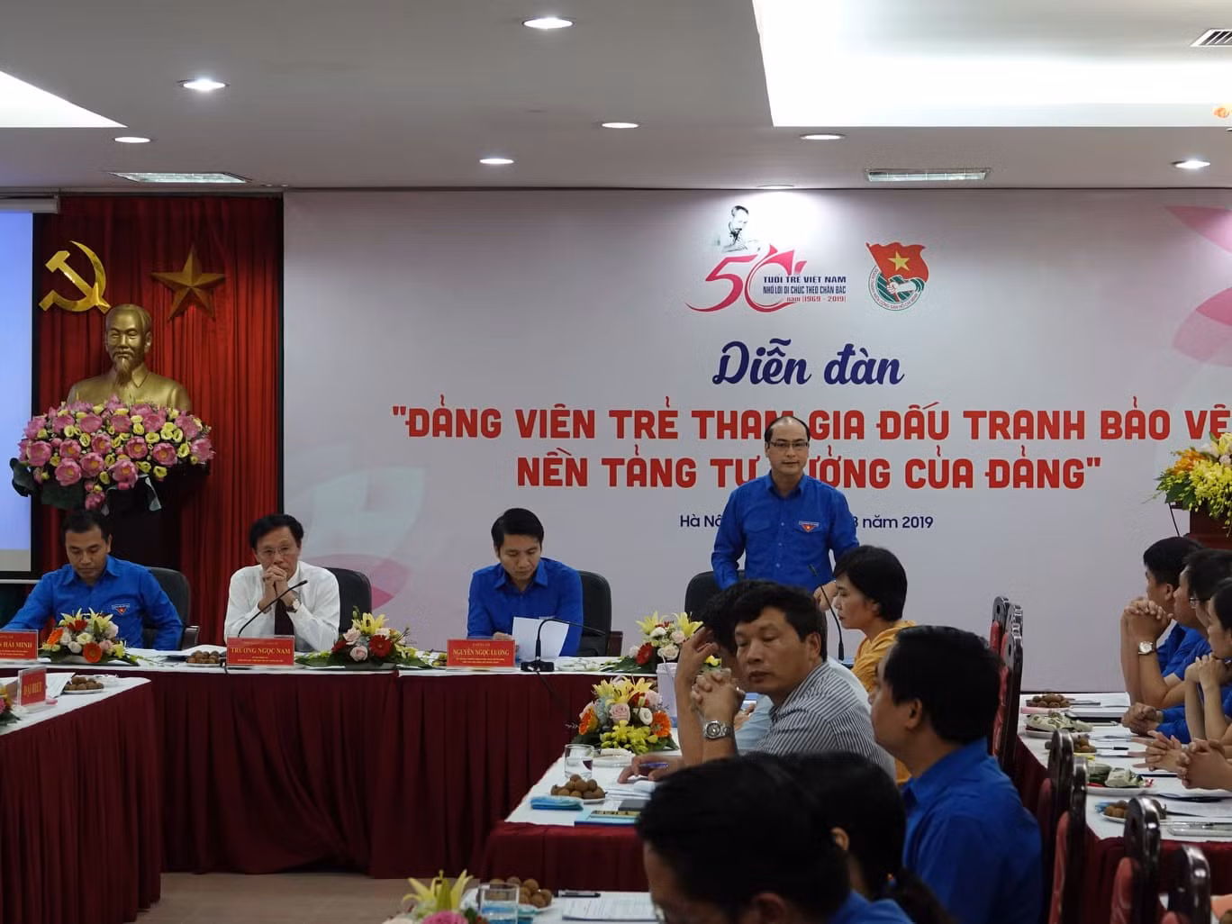 Đảng viên trẻ tiêu biểu toàn quốc báo công dâng Bác ảnh 8