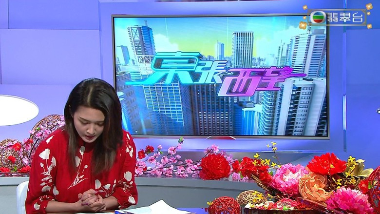 Hoa hậu cúi đầu xin lỗi trên TV vì bán khẩu trang giá cao giữa đại dịch corona ảnh 2