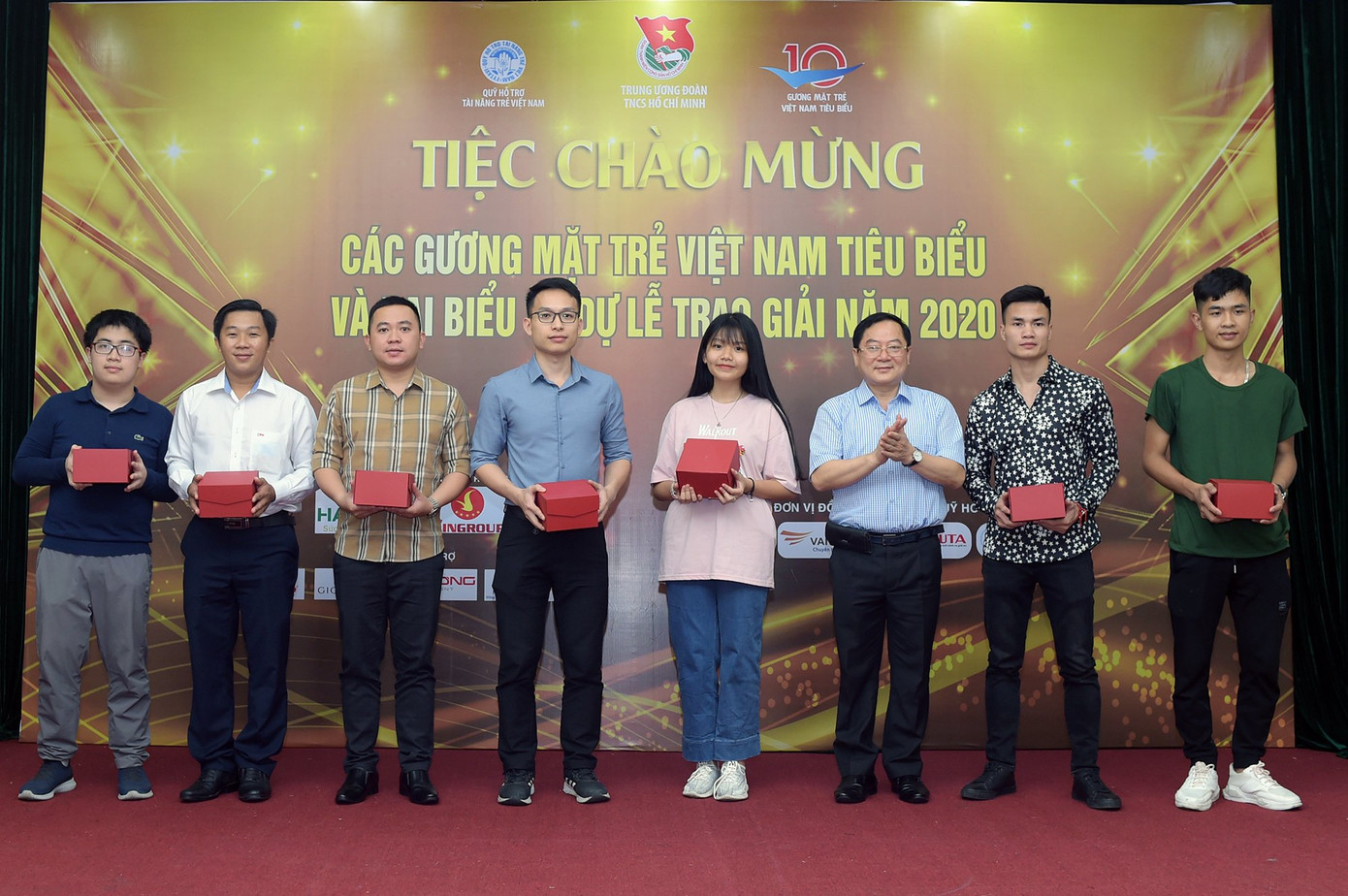 Gương mặt trẻ Việt Nam tiêu biểu 2020: Đêm Gala chào mừng ngập tràn niềm vui ảnh 2