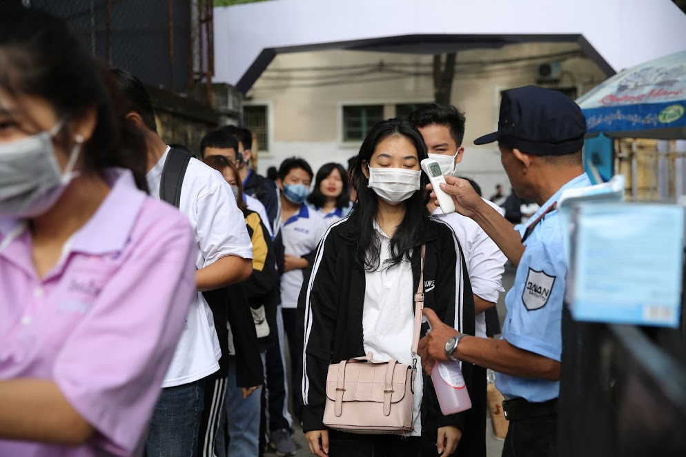Giới trẻ Hà Nội hào hứng “tạm biệt” tiền mặt tại lễ hội mua sắm - giải trí Sóng Festival ảnh 1