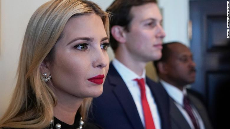 Trạm tin nóng: Nhiều nơi có lịch đi học trở lại, TP.HCM khảo sát ngoại ngữ của teen ảnh 3