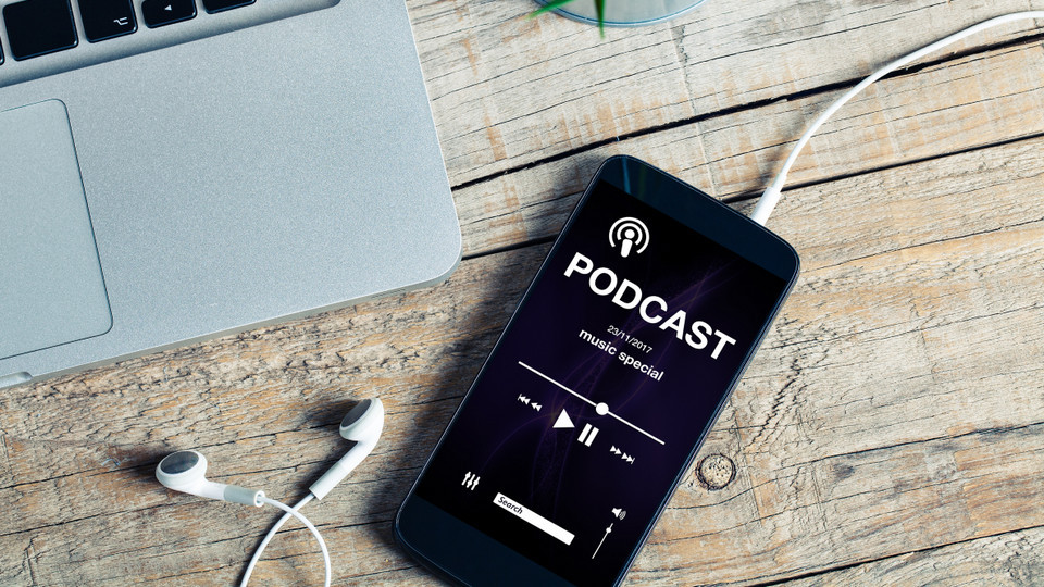 Nếu thấy học qua Podcast quá nhàm chán, nhất định bạn đã bỏ qua những kênh Podcast này! ảnh 1