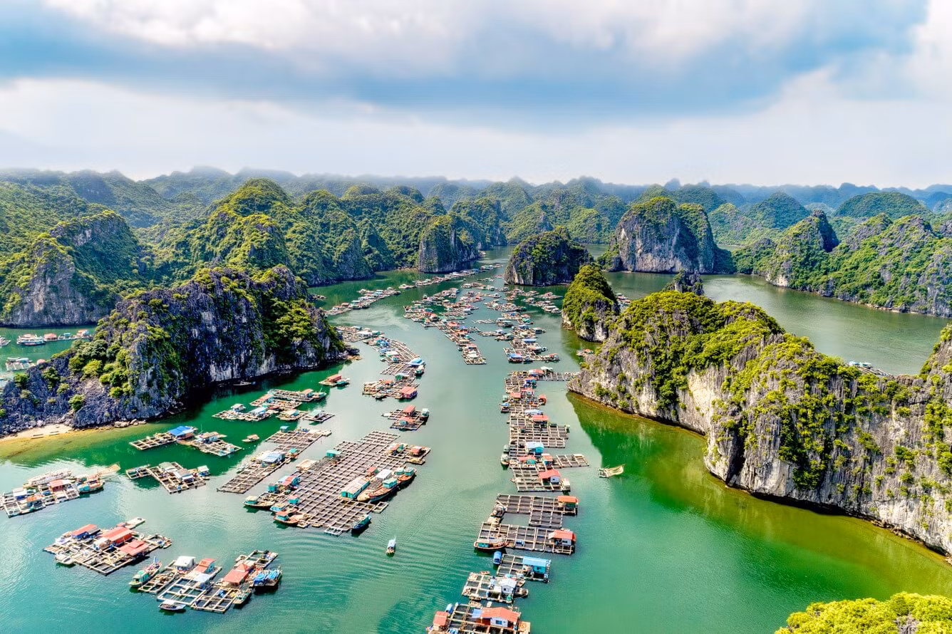 Lên đường cuối tuần: Hai ngày được nghỉ ngơi, nên đi du lịch ở đâu để “xả hơi“? ảnh 1