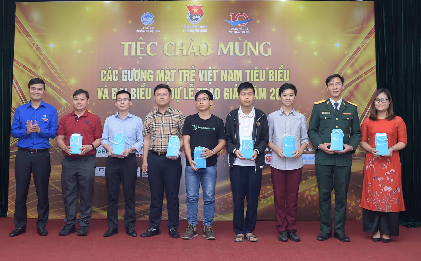 Gương mặt trẻ Việt Nam tiêu biểu 2020: Đêm Gala chào mừng ngập tràn niềm vui ảnh 1