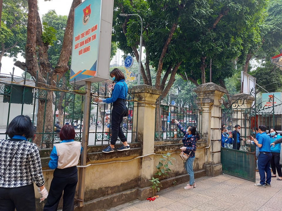 Các đơn vị Đoàn TNCS Hồ Chí Minh tích cực hưởng ứng “Ngày thứ bảy tình nguyện” ảnh 4