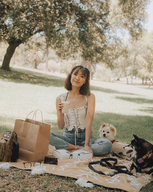 Trào lưu cottagecore đang “xâm chiếm” mạng xã hội, bạn đã biết cách “bắt trend” chưa? ảnh 1