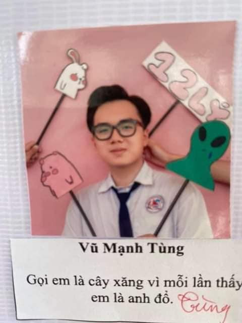Chiêu "thả thính" chắc hẳn ai xem kỷ yếu khối thì cũng "dính". Làm kỷ yếu với loạt quote siêu chất, đây chính là hội học sinh “mặn” nhất vịnh Bắc Bộ! ảnh 2