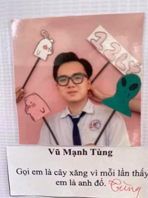 Làm kỷ yếu với loạt quote siêu chất, đây chính là hội học sinh “mặn” nhất vịnh Bắc Bộ! ảnh 2