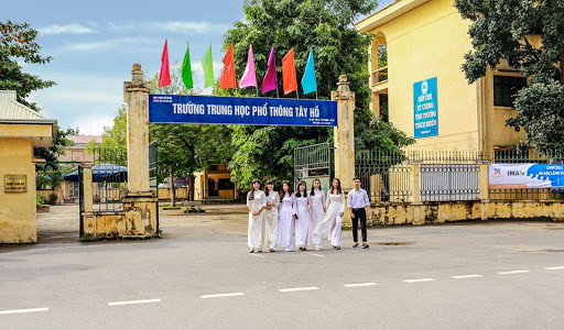 Thi vào lớp 10 ở Hà Nội: “Né” trường có tỷ lệ chọi cao, teen lưu ý gì khi đổi nguyện vọng? ảnh 4