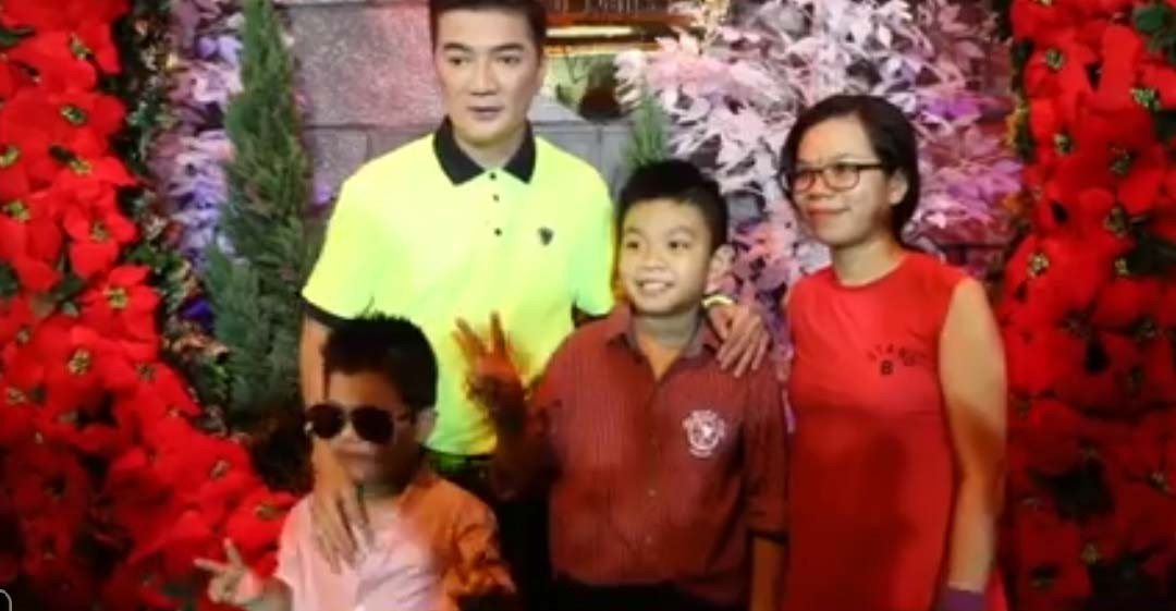 Fan lớn tuổi ở Phú Quốc, bị tai biến vẫn tìm đến biệt thự Noel của Đàm Vĩnh Hưng ảnh 2