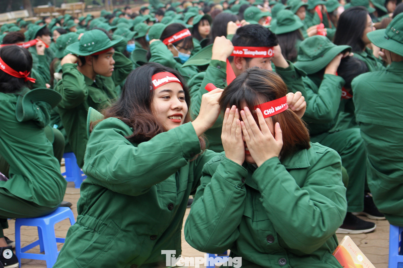 Sinh viên 3 trường đại học nối hàng dài hiến máu: Xua tan giá lạnh mùa đông ảnh 18