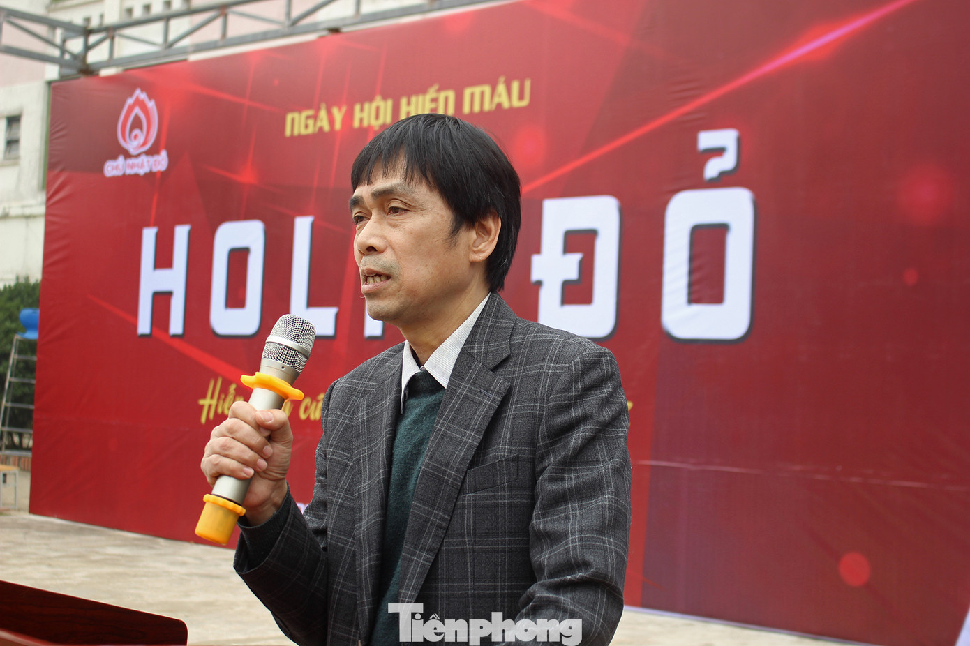 Sinh viên 3 trường đại học nối hàng dài hiến máu: Xua tan giá lạnh mùa đông ảnh 5