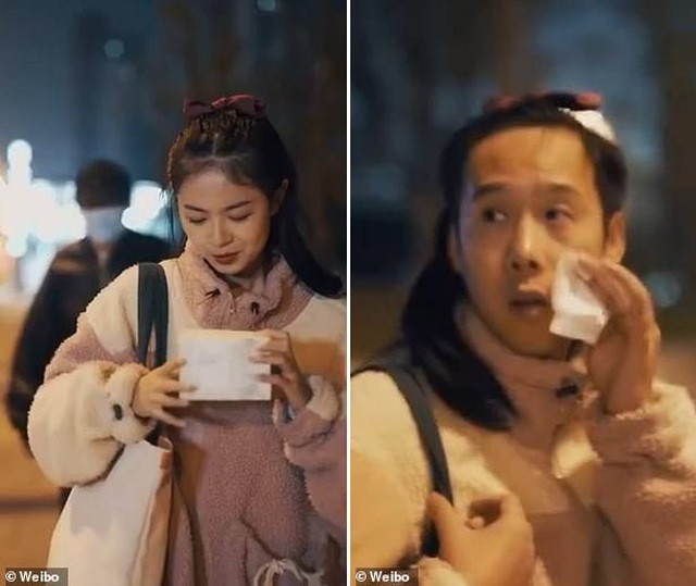 Quảng cáo khăn ướt tẩy trang của Trung Quốc gây phẫn nộ ảnh 1