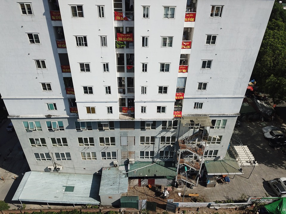 Cận cảnh chung cư 24 tầng chưa được giao đất đã bán cho dân về ở ảnh 7