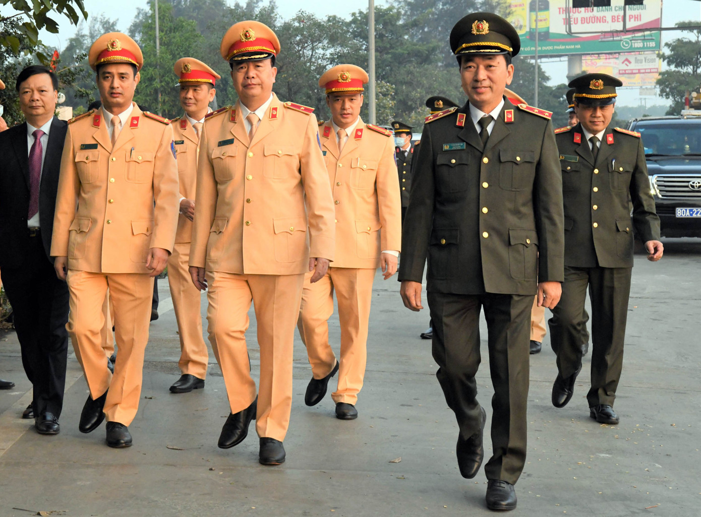 Thứ trưởng Trần Quốc Tỏ kiểm tra công tác bảo đảm an toàn giao thông trên cao tốc ảnh 1