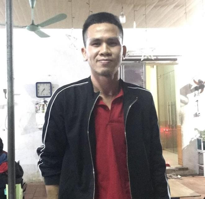 Nam thanh niên đỡ bé gái rơi từ tầng 12 chung cư ảnh 1