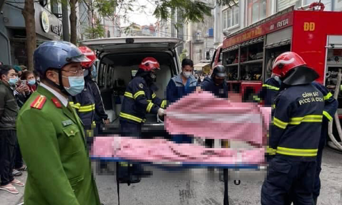 Cảnh sát phong tỏa con ngõ vụ hỏa hoạn 4 thanh niên tử vong ảnh 5