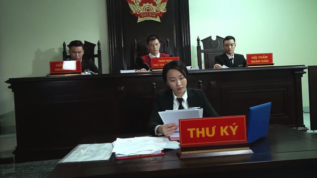 Khán giả chật kín xem ‘Bệnh sĩ’ của Lưu Quang Vũ ảnh 8