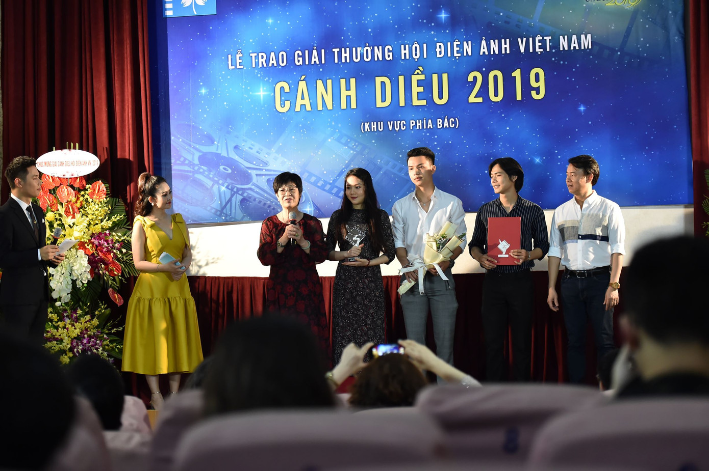 Vượt ‘Hai Phượng’, phim về trẻ tự kỷ ‘Hạnh phúc của mẹ’ đạt Cánh diều vàng ảnh 2