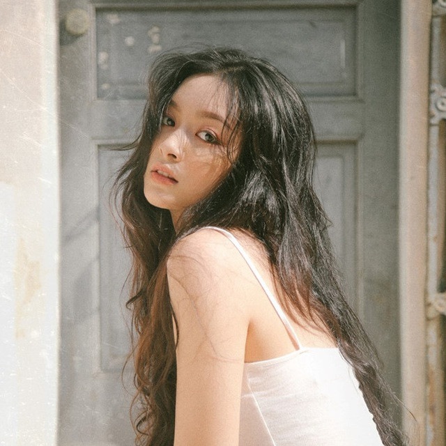 Bốn nữ du học sinh Việt 'thần thái' không kém hotgirl ảnh 1