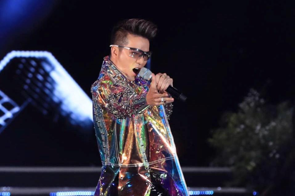 Showbiz 22/10: Lộ ảnh Quang Lê thân mật với vợ cũ của Hồ Quang Hiếu ảnh 3