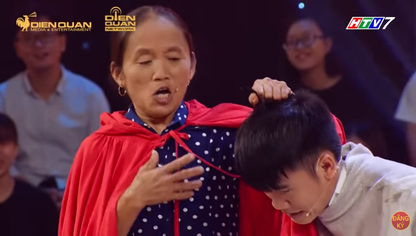 Showbiz 17/10: Cảnh sát Hàn Quốc xin lỗi vì làm lộ thông tin Sulli tự sát ảnh 1