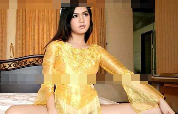 Sau Ngô Thanh Vân, lộ ảnh Ngọc Trinh mặc áo dài không quần và ngồi phản cảm ảnh 2