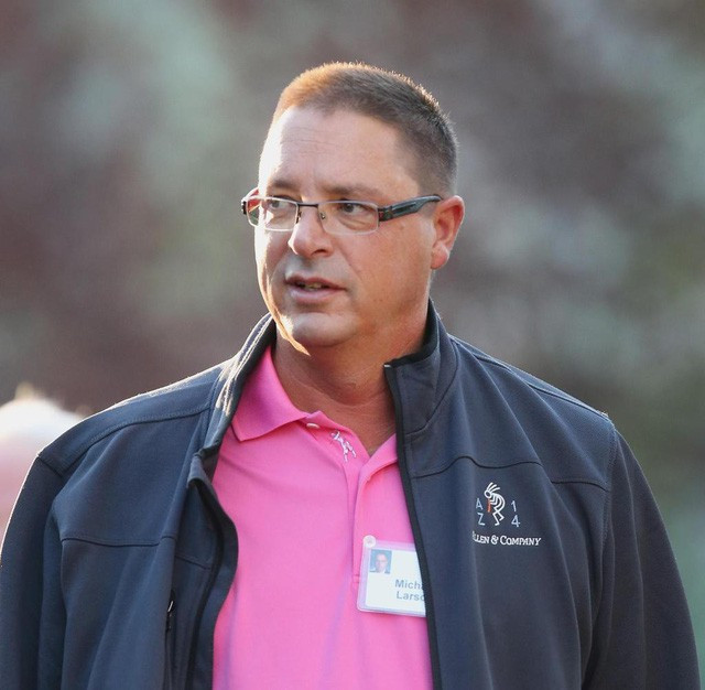 Cỗ máy in tiền chạy bằng cơm của Bill Gates ảnh 2