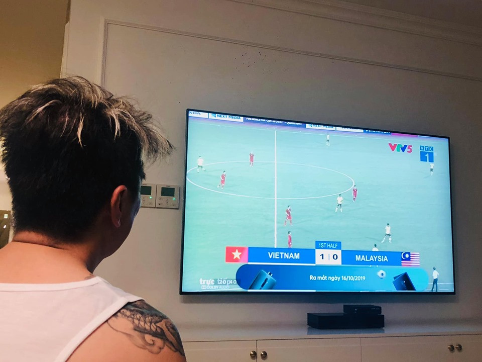 Đàm Vĩnh Hưng tuyên bố bất ngờ sau khi Quang Hải ghi bàn thắng Malaysia ảnh 2