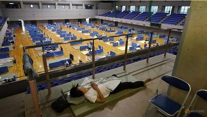 50 người chết vì lũ lụt, Nhật Bản chạy đua với thời gian ảnh 2