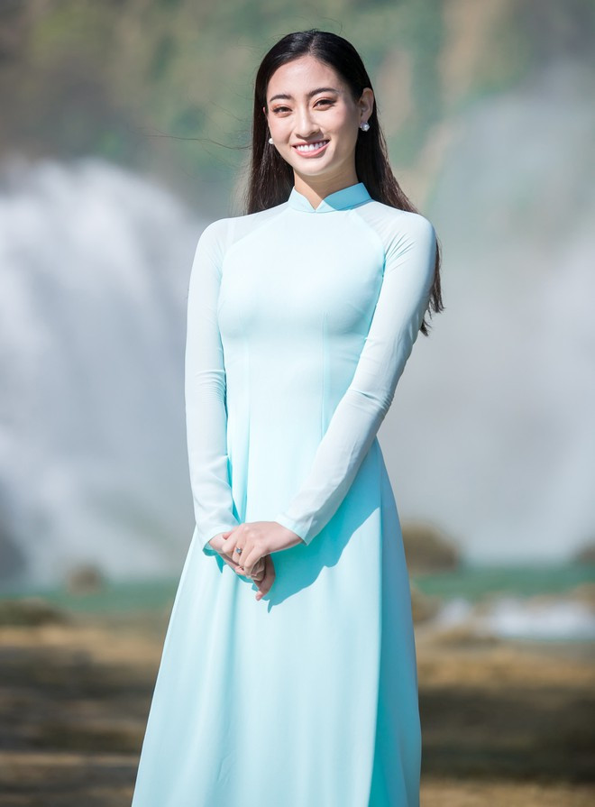 Hoa hậu Lương Thuỳ Linh tự tin 'bắn' tiếng Anh trong clip giới thiệu bản thân ở Miss World ảnh 1