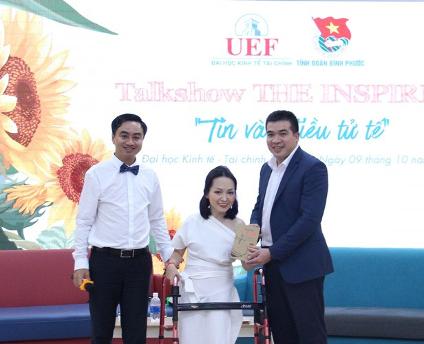 Truyền cảm hứng về những điều tử tế cho sinh viên ảnh 5