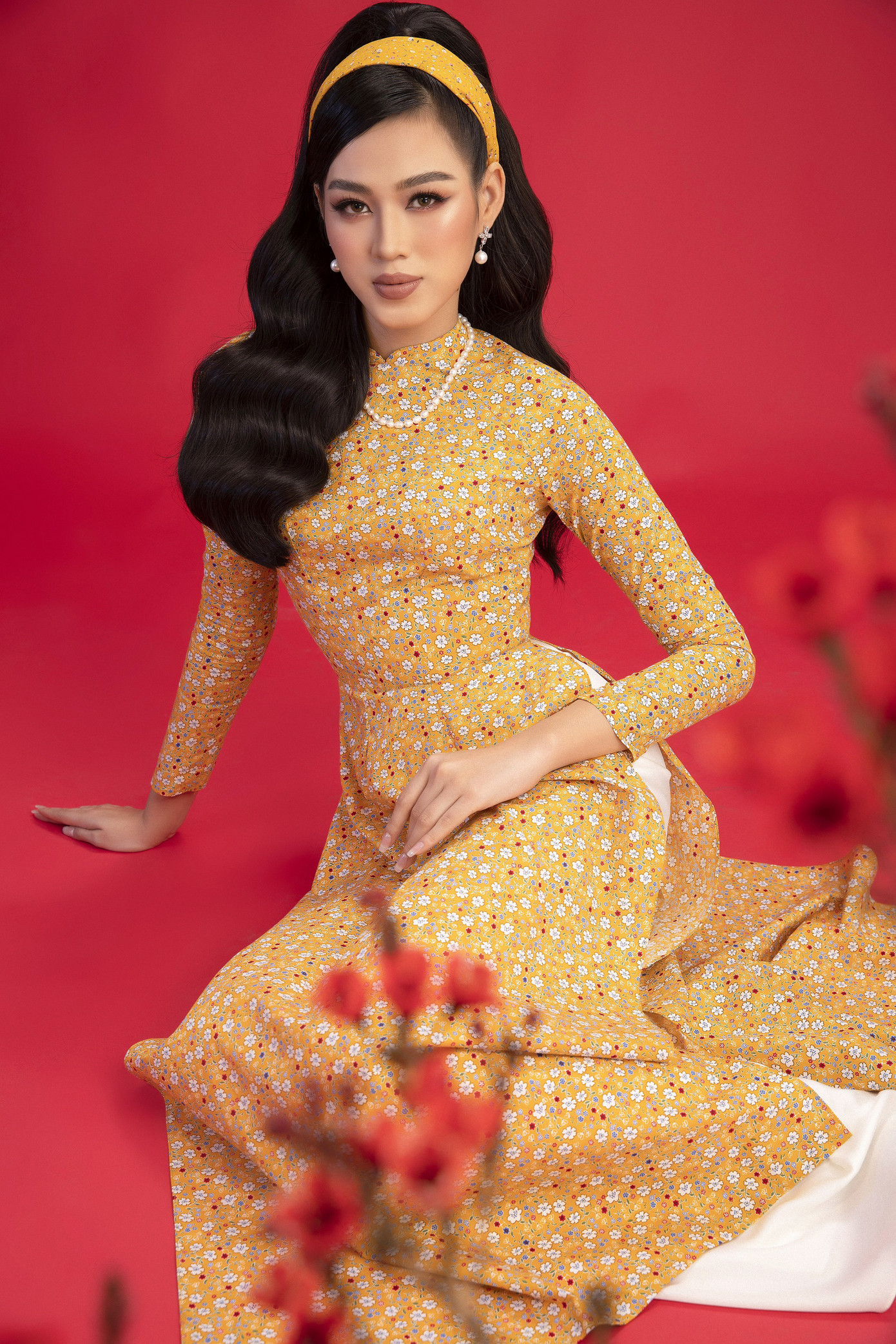 Đỗ Thị Hà xuất hiện trên MXH Trung Quốc, nhan sắc mộc mạc làm 'chao đảo' dân mạng ảnh 4