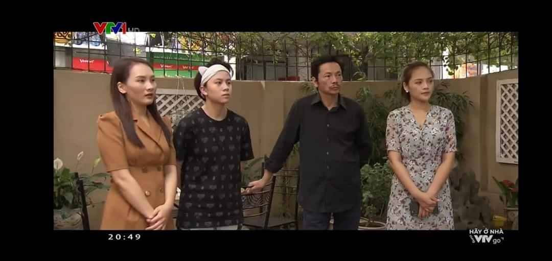 Về nhà đi con phiên bản COVID-19: Huệ-Quốc cưới nhau, Thư bị bố Sơn mắng vì trốn cách ly? ảnh 2