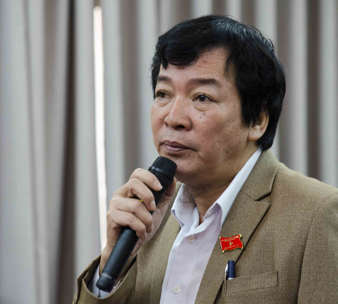 Không về tỉnh, con lãnh đạo bị thu hồi gấp đôi kinh phí hỗ trợ du học ảnh 1