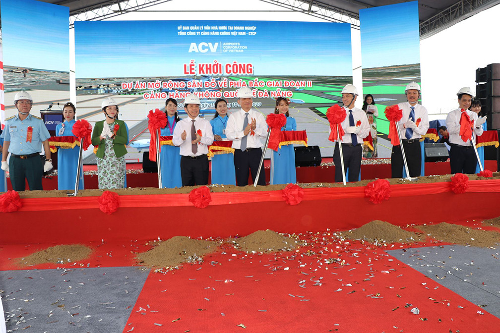 Sân bay quốc tế Đà Nẵng mở rộng sân đỗ máy bay phủ kín đất nhiễm dioxin ảnh 1