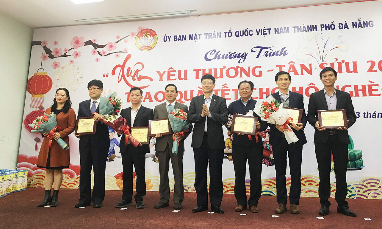 10.672 suất quà Tết cho người nghèo Đà Nẵng ảnh 3