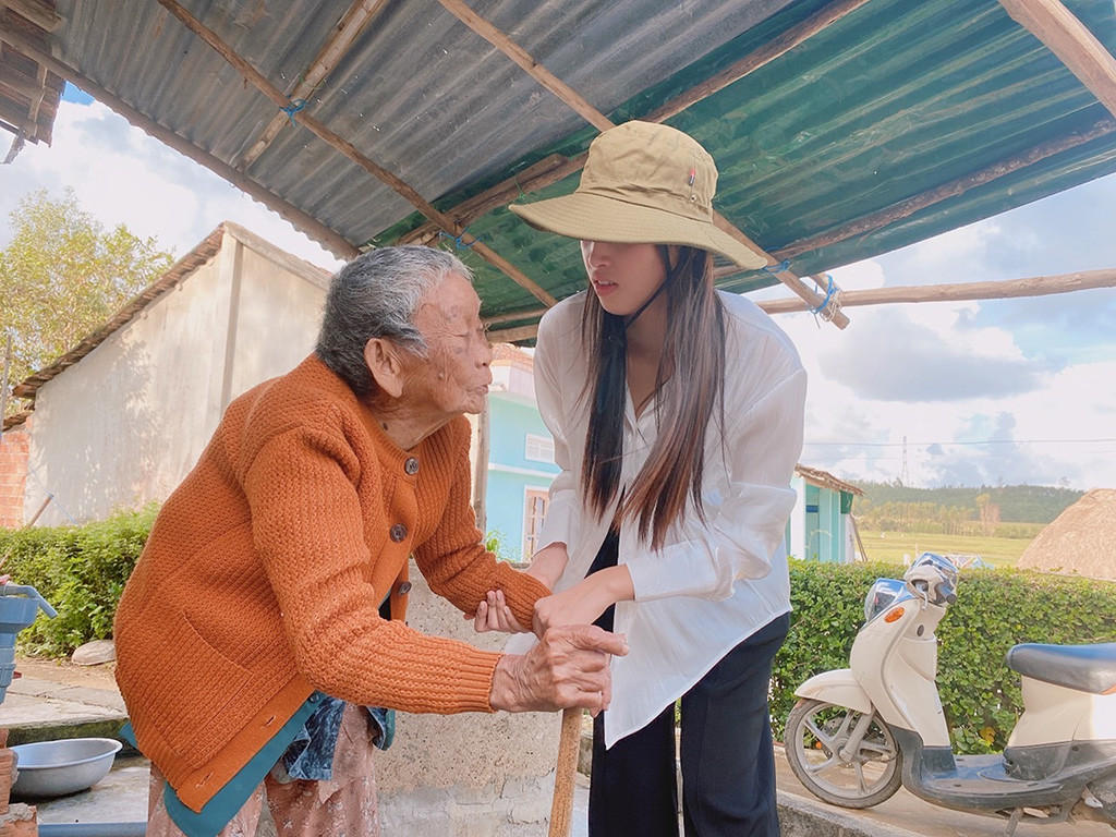 Ban Tổ chức Hoa hậu Việt Nam, báo Tiền Phong mang 'Mái ấm tình thương' đến Quảng Ngãi ảnh 3