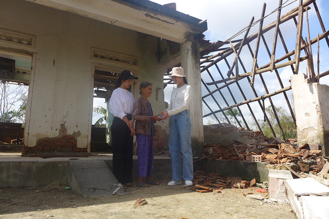 Ban Tổ chức Hoa hậu Việt Nam, báo Tiền Phong mang 'Mái ấm tình thương' đến Quảng Ngãi ảnh 7