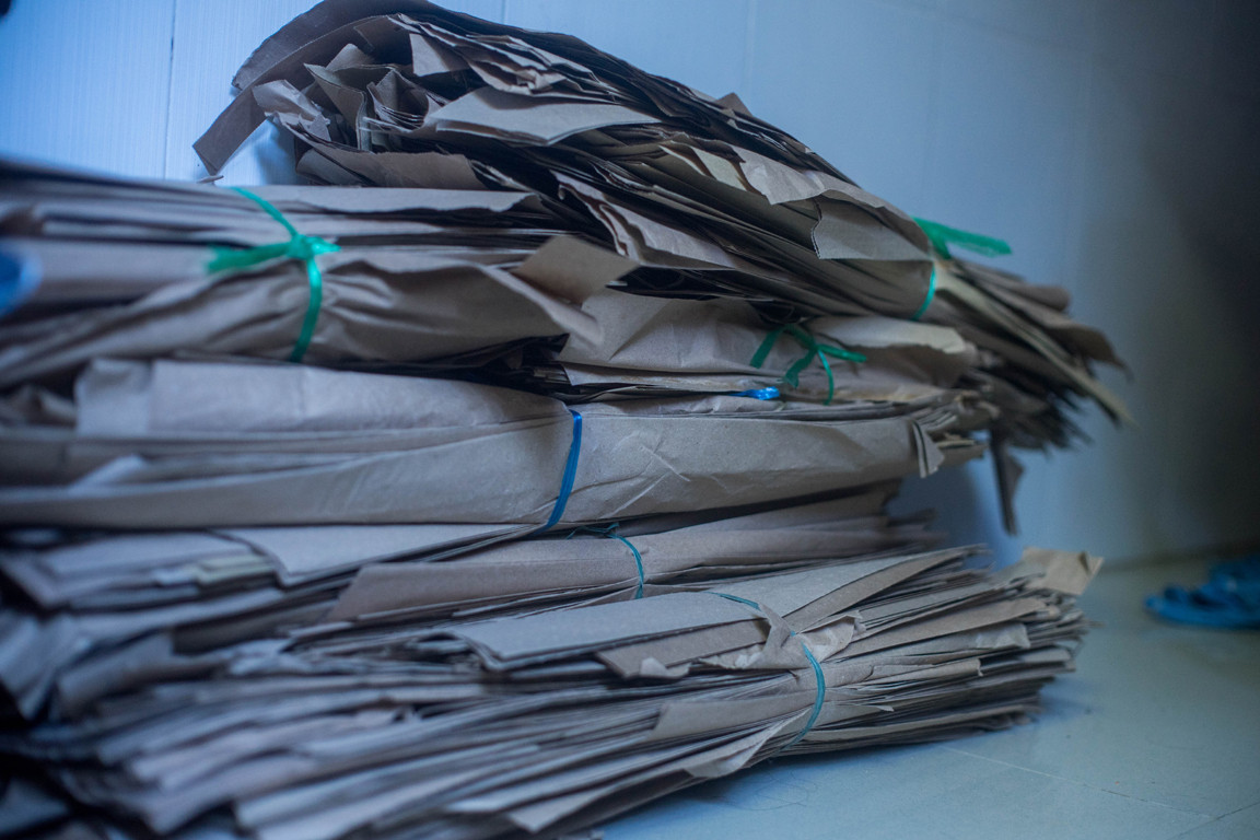 Người cuối cùng ở 'xóm quạt giấy' Đà thành ảnh 1