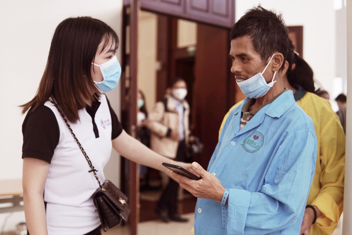 'Tết đoàn viên – Xuân đong đầy' cùng bệnh nhân ung bướu ảnh 1