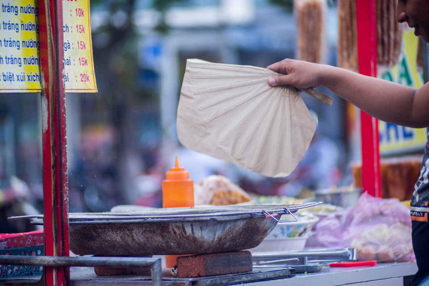 Người cuối cùng ở 'xóm quạt giấy' Đà thành ảnh 8