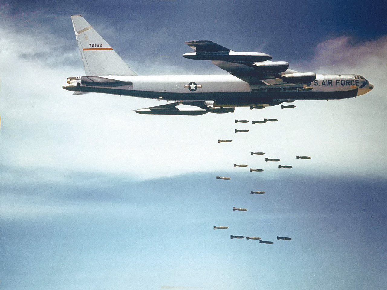 Những nỗi đau không thể đào sâu chôn chặt! ảnh 2