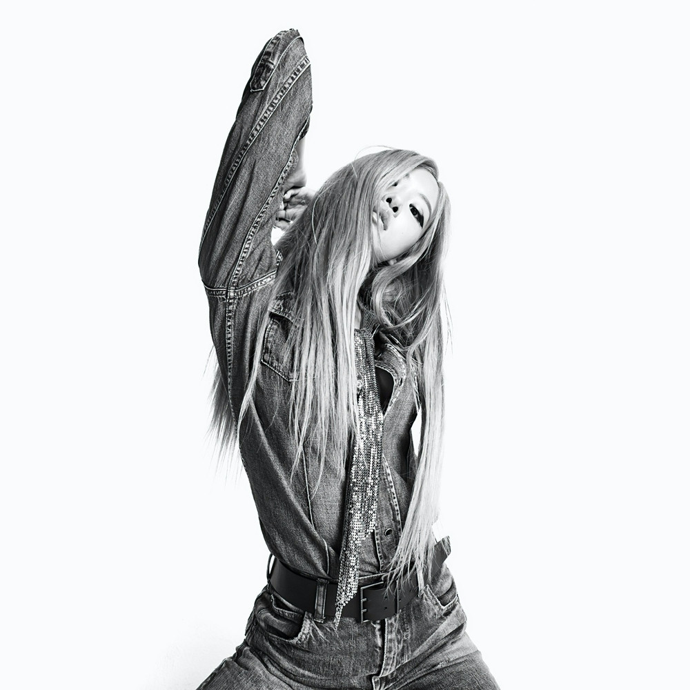 Ảnh hậu trường quảng cáo của Rosé BLACKPINK có gì đặc biệt mà được khen hơn cả ảnh chính? ảnh 2