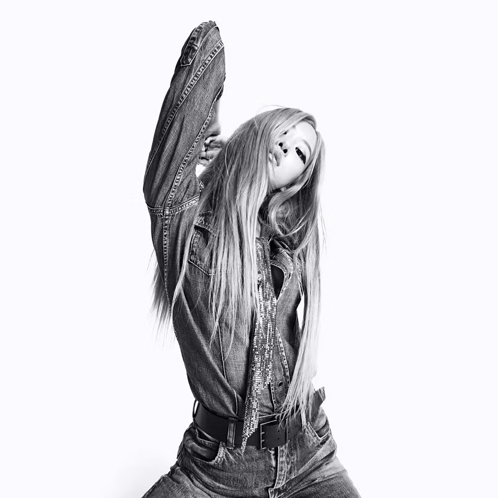Ảnh hậu trường quảng cáo của Rosé BLACKPINK có gì đặc biệt mà được khen hơn cả ảnh chính? ảnh 2