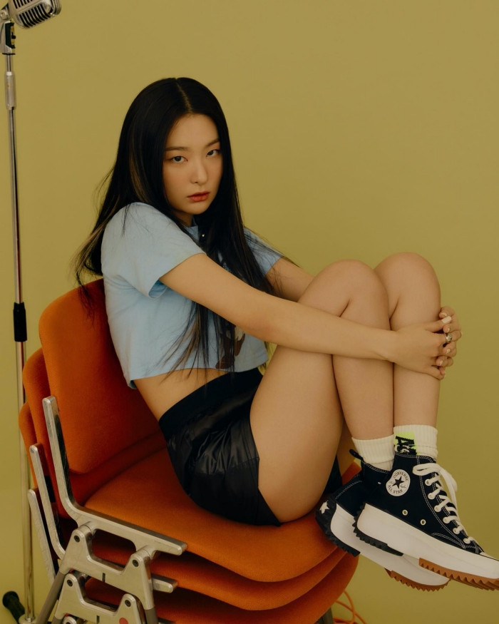 Seulgi (Red Velvet) siêu ngầu trong loạt ảnh quảng cáo cho mẫu giày mới của Converse All Star ảnh 3
