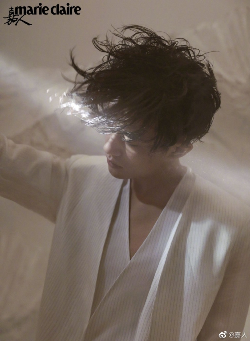 Ngắm Dịch Dương Thiên Tỉ trong bộ ảnh đẹp xuất sắc trên tạp chí Marie Clare tháng 3 ảnh 7