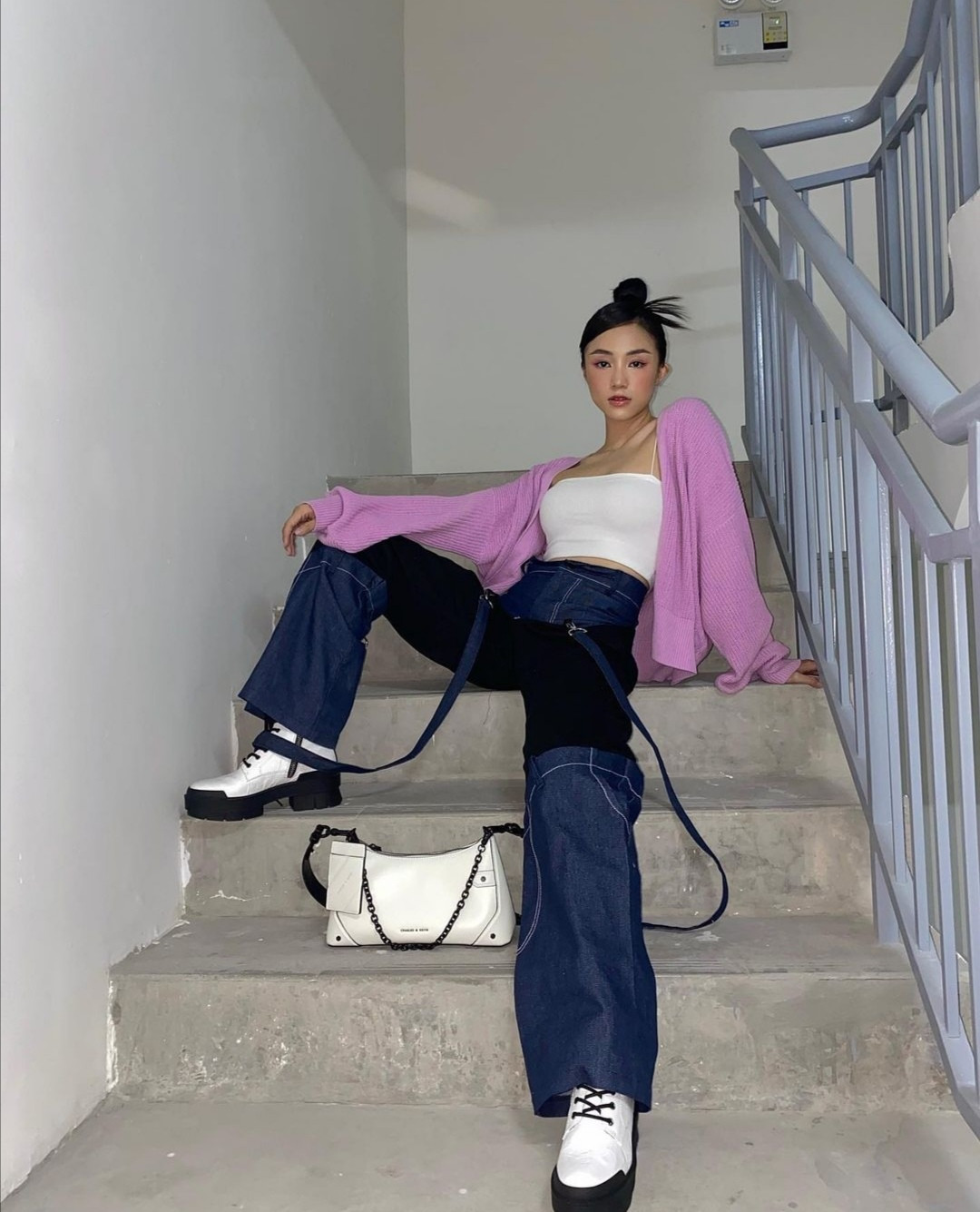 Học Quỳnh Anh Shyn, Jun Vũ, AMEE… cách phối sắc tím với trang phục Thu Đông cực đẹp ảnh 6