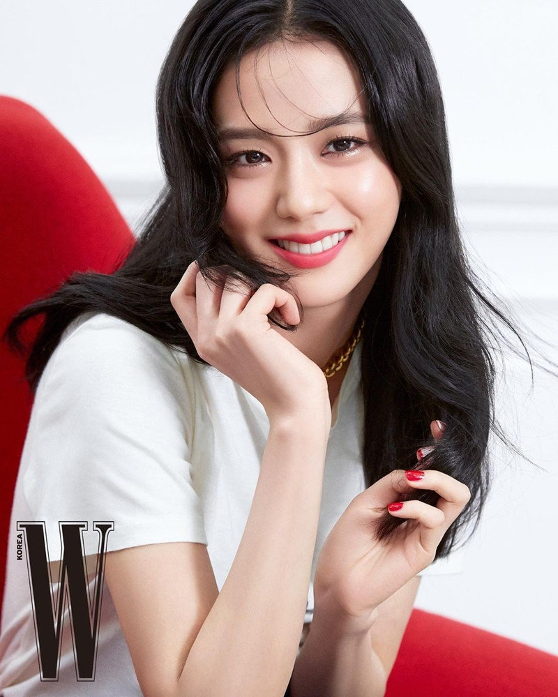 Học ngay Jisoo (BLACKPINK) cách chọn son để make-up xinh lung linh đón Tết ảnh 6